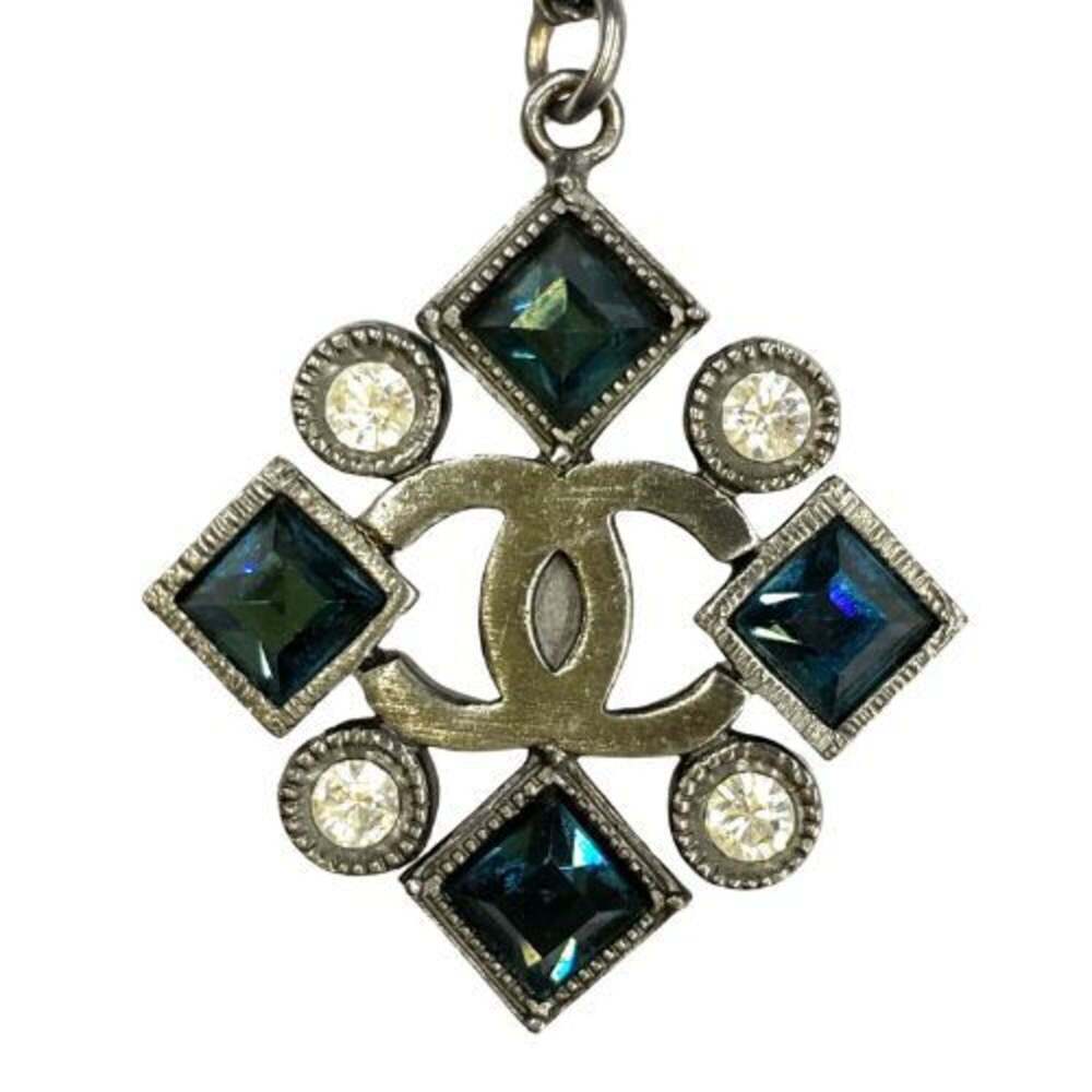 CHANEL Vintage Silver Logo Necklace - Picture 3 of 5